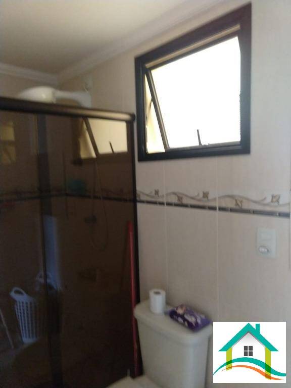 Apartamento à venda com 2 quartos, 66m² - Foto 13