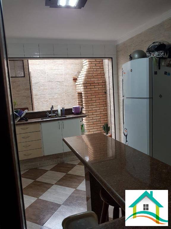 Sobrado à venda com 3 quartos, 7600m² - Foto 29