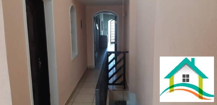 Sobrado à venda com 2 quartos, 150m² - Foto 17